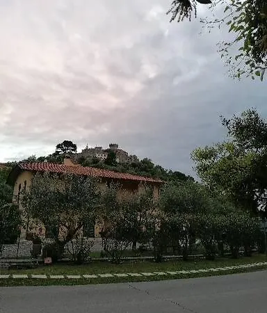 A Casa Di Lele A Oda ve Kahvaltı Capalbio