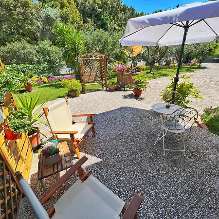A Casa Di Lele A Acomodação com café da manhã  4*
