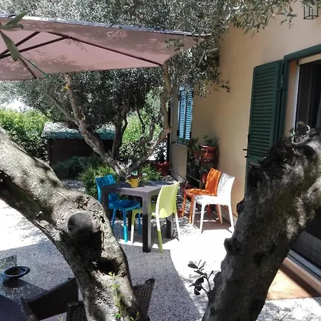 A Casa Di Lele A Oda ve Kahvaltı Capalbio